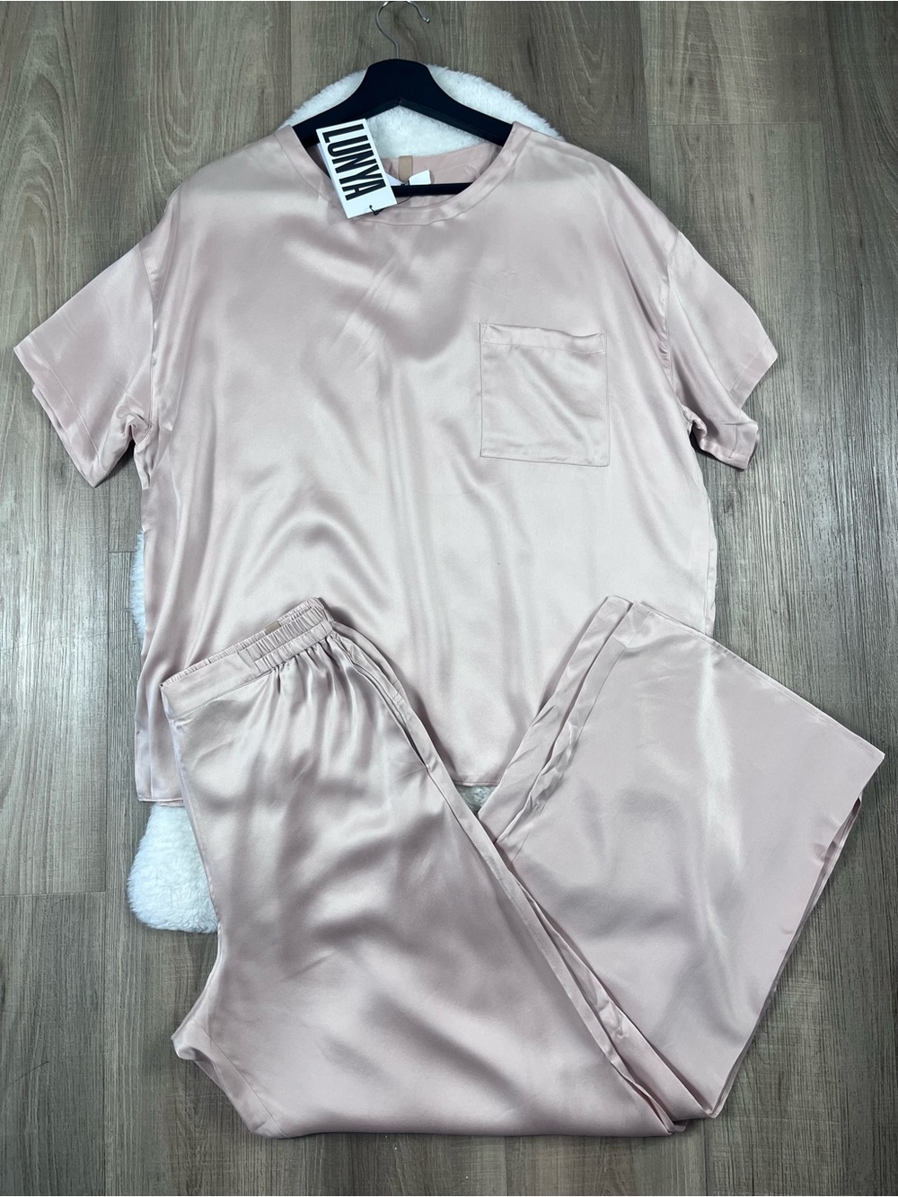 Lunya washable silk tee pants pajamas